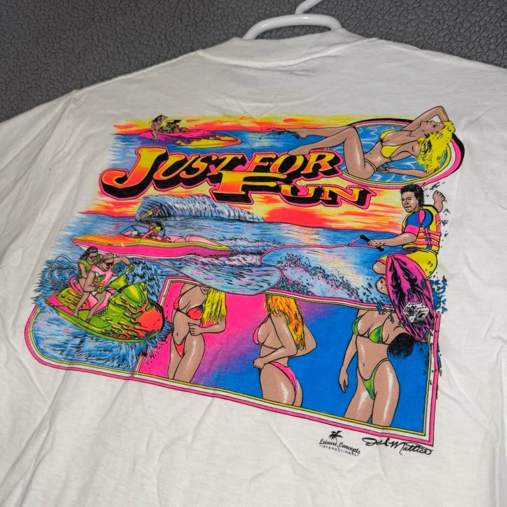 Vintage Lake Mead Graphic Print Just For Fun Size Medium